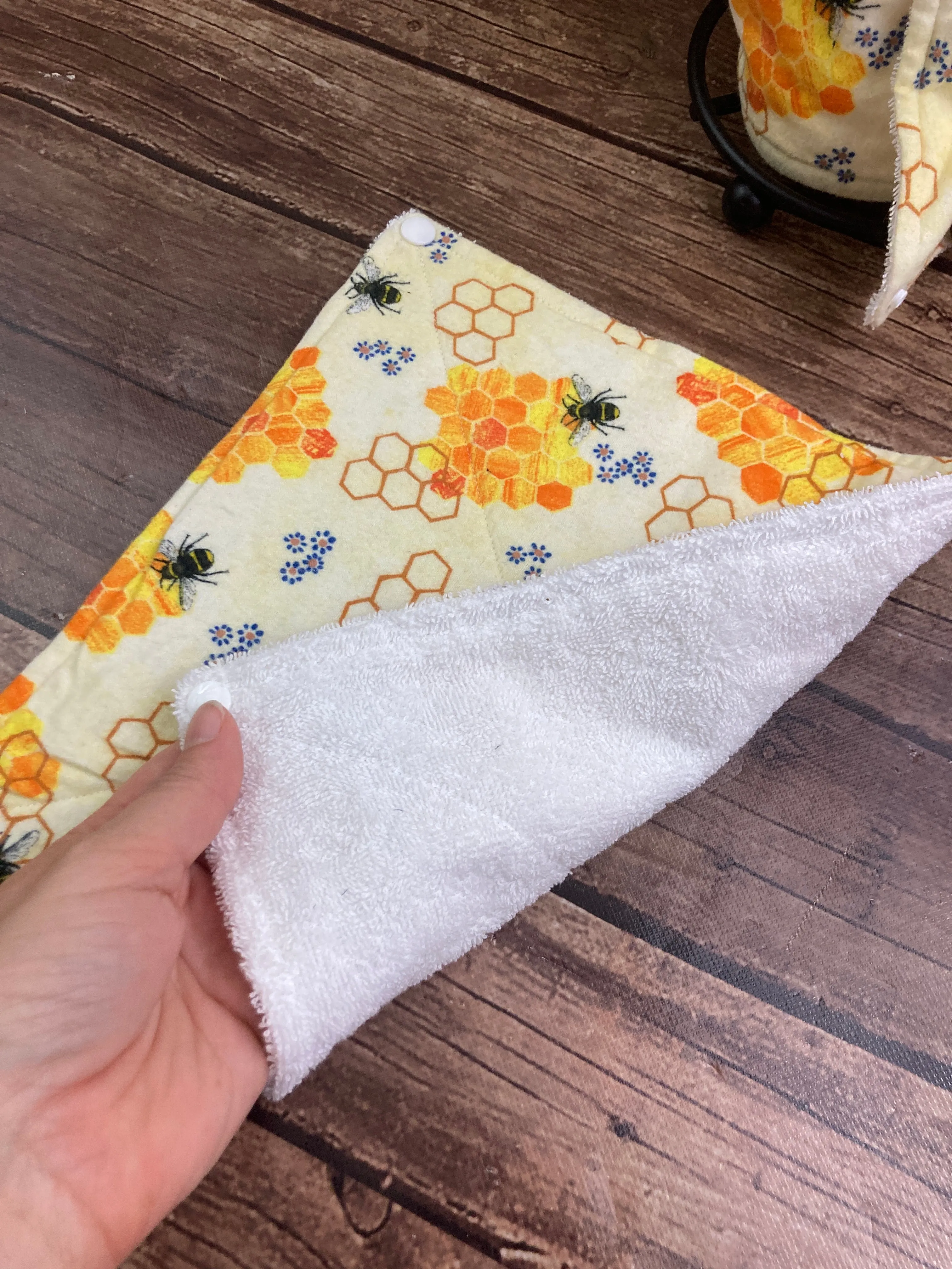 Bumble Bees Reusable Paper Towels with Snaps, Napkins Terry Cloth. Nonpaper, Cloth, Paperless, Eco-Friendly Kitchen - Zero Waste Fun Prints